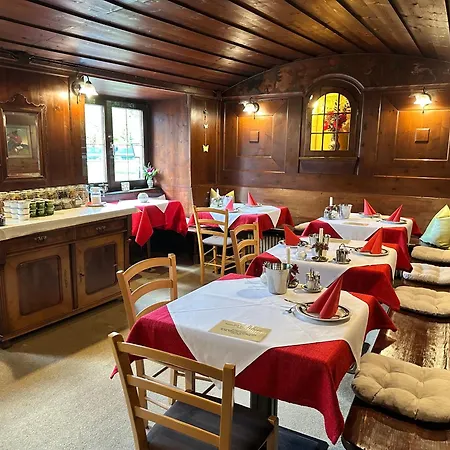 Goldener Adler Couette-café